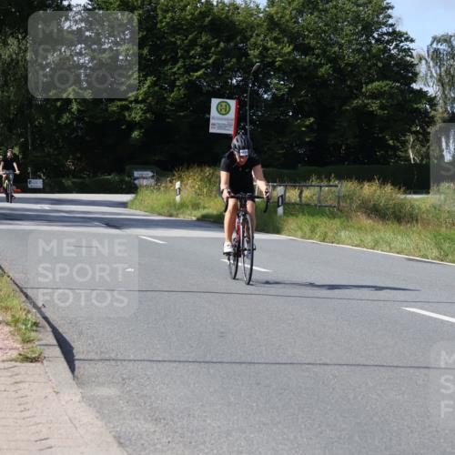 25.08.2024 - Elbe Triathlon Hamburg Fuchs,  Jonas http://msf.ph/oto/6871514 25.08.2024 11:13:23 Radfahren 1545, 1585 meine-sportfotos.de