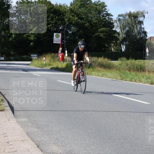 25.08.2024 - Elbe Triathlon Hamburg Fuchs,  Jonas http://msf.ph/oto/6871526 25.08.2024 11:13:23 Radfahren 1545, 1585 meine-sportfotos.de