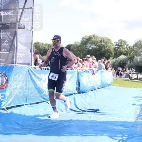 25.08.2024 - Elbe Triathlon Hamburg H.Heesch http://msf.ph/oto/6871534 25.08.2024 11:36:39 Ziel 423, 498, 1430 meine-sportfotos.de