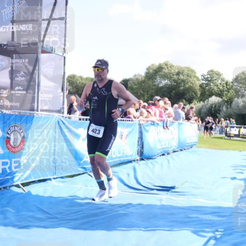 25.08.2024 - Elbe Triathlon Hamburg H.Heesch http://msf.ph/oto/6871539 25.08.2024 11:36:39 Ziel 423, 498, 1430 meine-sportfotos.de