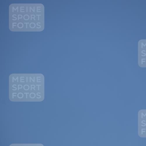 25.08.2024 - Elbe Triathlon Hamburg Fuchs,  Jonas http://msf.ph/oto/6871547 25.08.2024 10:31:20 Radfahren 354, 547, 752, 555, 709 meine-sportfotos.de