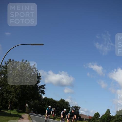 25.08.2024 - Elbe Triathlon Hamburg Fuchs,  Jonas http://msf.ph/oto/6871578 25.08.2024 10:31:21 Radfahren 354, 547, 752, 555, 709 meine-sportfotos.de