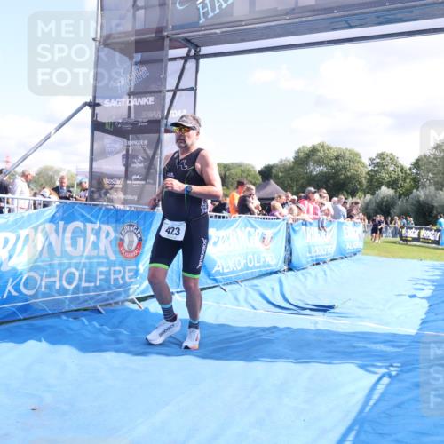 25.08.2024 - Elbe Triathlon Hamburg H.Heesch http://msf.ph/oto/6871584 25.08.2024 11:36:39 Ziel 423, 498, 1430 meine-sportfotos.de