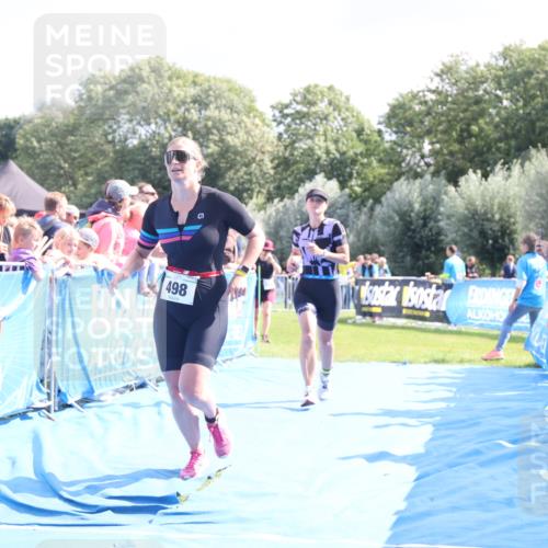 25.08.2024 - Elbe Triathlon Hamburg H.Heesch http://msf.ph/oto/6871624 25.08.2024 11:36:45 Ziel 423, 479, 498 meine-sportfotos.de