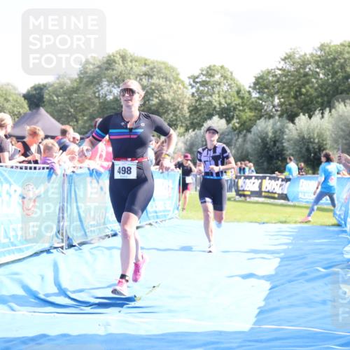 25.08.2024 - Elbe Triathlon Hamburg H.Heesch http://msf.ph/oto/6871635 25.08.2024 11:36:46 Ziel 423, 479, 498 meine-sportfotos.de