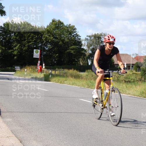 25.08.2024 - Elbe Triathlon Hamburg Fuchs,  Jonas http://msf.ph/oto/6871655 25.08.2024 11:13:59 Radfahren 1574 meine-sportfotos.de