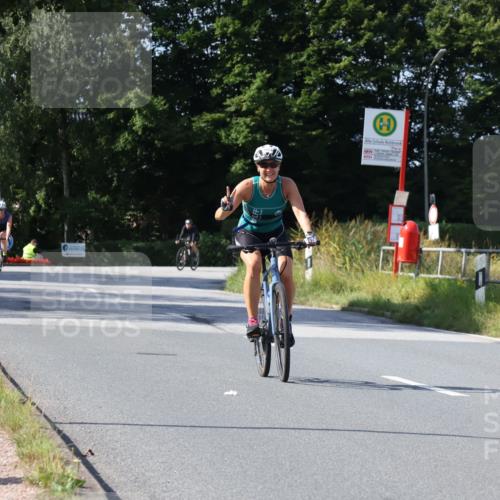 25.08.2024 - Elbe Triathlon Hamburg Fuchs,  Jonas http://msf.ph/oto/6871659 25.08.2024 11:14:15 Radfahren 1523, 1486 meine-sportfotos.de