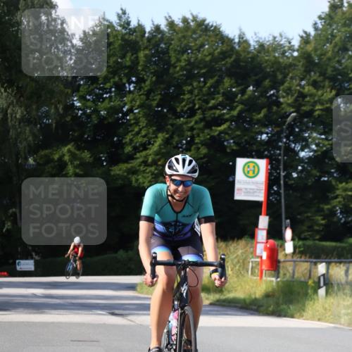 25.08.2024 - Elbe Triathlon Hamburg Fuchs,  Jonas http://msf.ph/oto/6871667 25.08.2024 10:31:50 Radfahren 525 meine-sportfotos.de