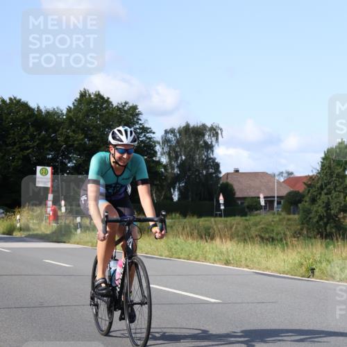 25.08.2024 - Elbe Triathlon Hamburg Fuchs,  Jonas http://msf.ph/oto/6871687 25.08.2024 10:31:51 Radfahren 525, 701 meine-sportfotos.de