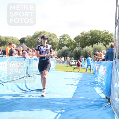 25.08.2024 - Elbe Triathlon Hamburg H.Heesch http://msf.ph/oto/6871703 25.08.2024 11:36:47 Ziel 479, 498 meine-sportfotos.de