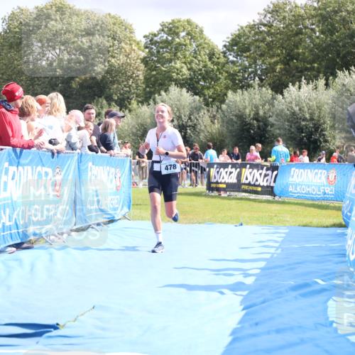 25.08.2024 - Elbe Triathlon Hamburg H.Heesch http://msf.ph/oto/6871730 25.08.2024 11:59:12 Ziel 306, 478, 1552, 1572 meine-sportfotos.de