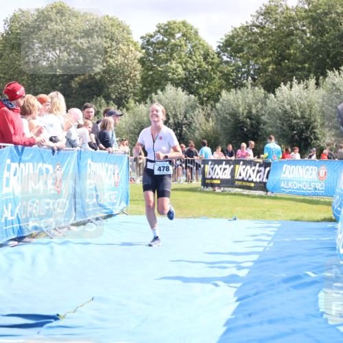 25.08.2024 - Elbe Triathlon Hamburg H.Heesch http://msf.ph/oto/6871740 25.08.2024 11:59:12 Ziel 306, 478, 1552, 1572 meine-sportfotos.de