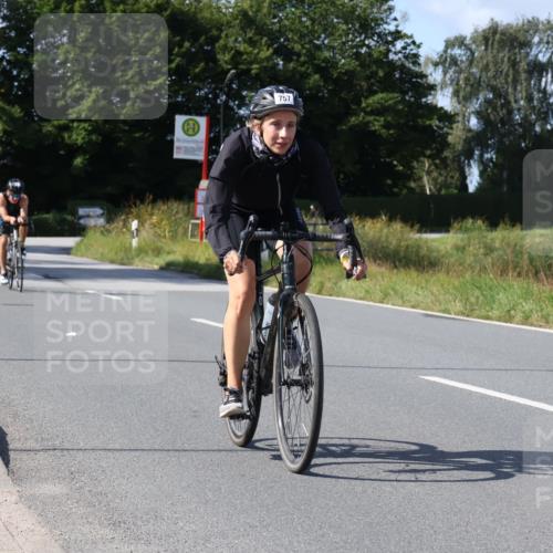 25.08.2024 - Elbe Triathlon Hamburg Fuchs,  Jonas http://msf.ph/oto/6871754 25.08.2024 11:14:25 Radfahren 1486, 757, 1716 meine-sportfotos.de