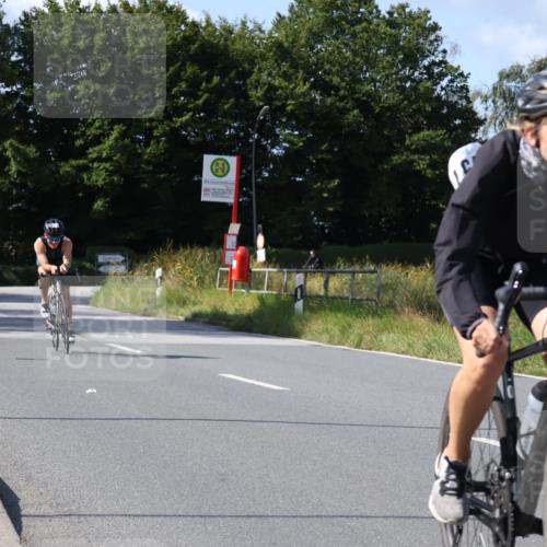 25.08.2024 - Elbe Triathlon Hamburg Fuchs,  Jonas http://msf.ph/oto/6871763 25.08.2024 11:14:25 Radfahren 1486, 757, 1716 meine-sportfotos.de