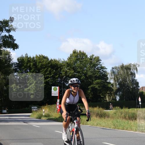 25.08.2024 - Elbe Triathlon Hamburg Fuchs,  Jonas http://msf.ph/oto/6871789 25.08.2024 10:32:13 Radfahren 761, 671, 586, 470, 743 meine-sportfotos.de
