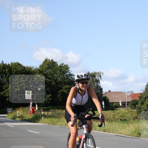 25.08.2024 - Elbe Triathlon Hamburg Fuchs,  Jonas http://msf.ph/oto/6871799 25.08.2024 10:32:13 Radfahren 761, 671, 586, 470, 743 meine-sportfotos.de