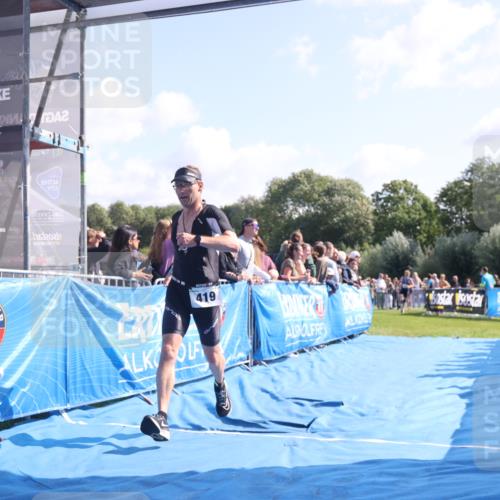 25.08.2024 - Elbe Triathlon Hamburg H.Heesch http://msf.ph/oto/6871807 25.08.2024 11:09:43 Ziel 419, 469, 573, 578 meine-sportfotos.de