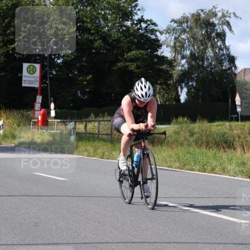 25.08.2024 - Elbe Triathlon Hamburg Fuchs,  Jonas http://msf.ph/oto/6871818 25.08.2024 11:14:39 Radfahren 1478, 1631, 1524, 1643 meine-sportfotos.de