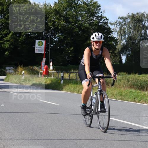 25.08.2024 - Elbe Triathlon Hamburg Fuchs,  Jonas http://msf.ph/oto/6871842 25.08.2024 11:14:41 Radfahren 1478, 1631, 1524, 1643 meine-sportfotos.de