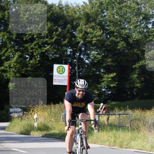 25.08.2024 - Elbe Triathlon Hamburg Fuchs,  Jonas http://msf.ph/oto/6871850 25.08.2024 10:32:23 Radfahren 743, 736, 602, 480, 713 meine-sportfotos.de