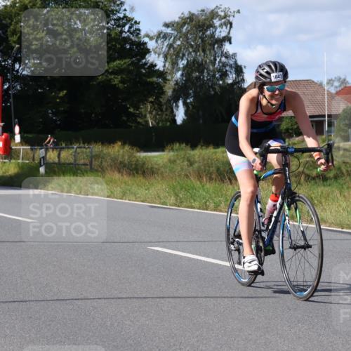 25.08.2024 - Elbe Triathlon Hamburg Fuchs,  Jonas http://msf.ph/oto/6871875 25.08.2024 11:14:43 Radfahren 1631, 1524, 1643, 1506 meine-sportfotos.de