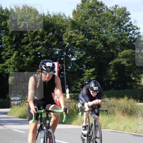 25.08.2024 - Elbe Triathlon Hamburg Fuchs,  Jonas http://msf.ph/oto/6871882 25.08.2024 10:32:25 Radfahren 736, 602, 480, 713, 686 meine-sportfotos.de