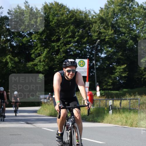 25.08.2024 - Elbe Triathlon Hamburg Fuchs,  Jonas http://msf.ph/oto/6871913 25.08.2024 10:32:29 Radfahren 736, 602, 480, 713, 686, 500, 763 meine-sportfotos.de