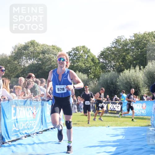25.08.2024 - Elbe Triathlon Hamburg H.Heesch http://msf.ph/oto/6871920 25.08.2024 11:09:49 Ziel 419, 573, 578, 586, 638 meine-sportfotos.de