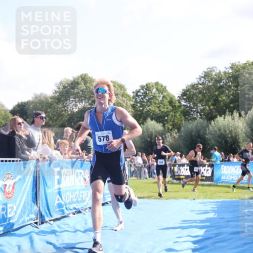 25.08.2024 - Elbe Triathlon Hamburg H.Heesch http://msf.ph/oto/6871947 25.08.2024 11:09:50 Ziel 419, 573, 578, 586, 638 meine-sportfotos.de