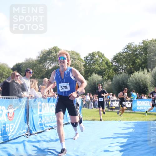 25.08.2024 - Elbe Triathlon Hamburg H.Heesch http://msf.ph/oto/6871953 25.08.2024 11:09:50 Ziel 419, 573, 578, 586, 638 meine-sportfotos.de
