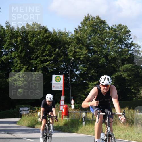 25.08.2024 - Elbe Triathlon Hamburg Fuchs,  Jonas http://msf.ph/oto/6871954 25.08.2024 10:32:32 Radfahren 713, 686, 500, 763, 707 meine-sportfotos.de