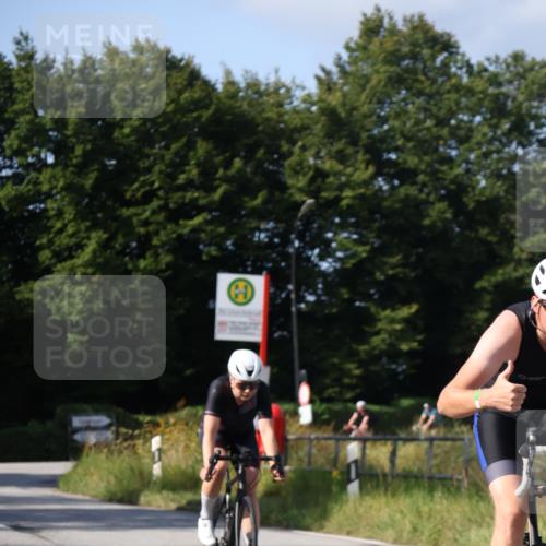 25.08.2024 - Elbe Triathlon Hamburg Fuchs,  Jonas http://msf.ph/oto/6871959 25.08.2024 10:32:32 Radfahren 713, 686, 500, 763, 707 meine-sportfotos.de