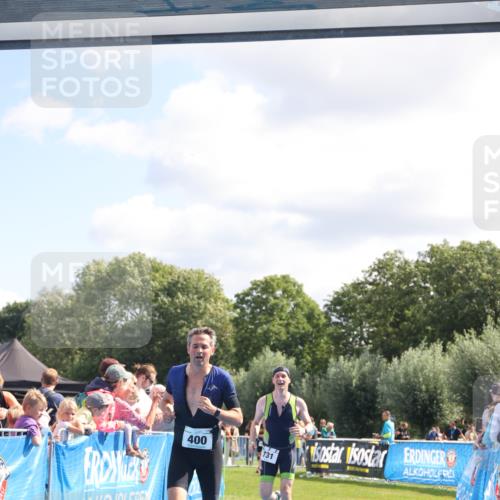 25.08.2024 - Elbe Triathlon Hamburg H.Heesch http://msf.ph/oto/6871967 25.08.2024 11:37:09 Ziel 400, 679, 731 meine-sportfotos.de