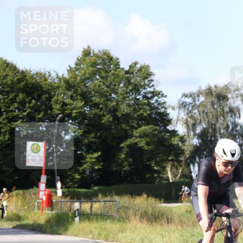 25.08.2024 - Elbe Triathlon Hamburg Fuchs,  Jonas http://msf.ph/oto/6871974 25.08.2024 10:32:33 Radfahren 713, 686, 500, 763, 707, 518 meine-sportfotos.de