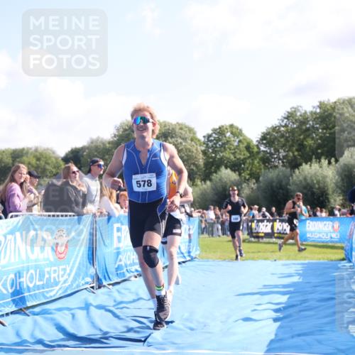 25.08.2024 - Elbe Triathlon Hamburg H.Heesch http://msf.ph/oto/6871976 25.08.2024 11:09:50 Ziel 419, 573, 578, 586, 638 meine-sportfotos.de