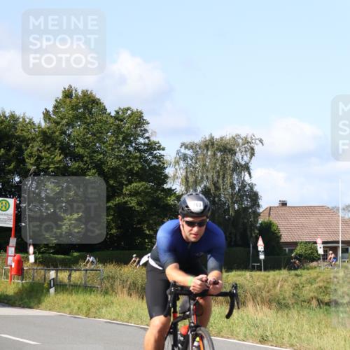 25.08.2024 - Elbe Triathlon Hamburg Fuchs,  Jonas http://msf.ph/oto/6871983 25.08.2024 10:32:34 Radfahren 713, 686, 500, 763, 707, 518, 688 meine-sportfotos.de