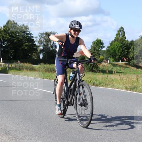 25.08.2024 - Elbe Triathlon Hamburg Fuchs,  Jonas http://msf.ph/oto/6871997 25.08.2024 11:15:00 Radfahren 1706, 1491 meine-sportfotos.de