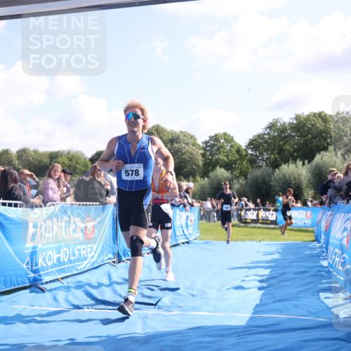 25.08.2024 - Elbe Triathlon Hamburg H.Heesch http://msf.ph/oto/6872011 25.08.2024 11:09:50 Ziel 419, 573, 578, 586, 638 meine-sportfotos.de