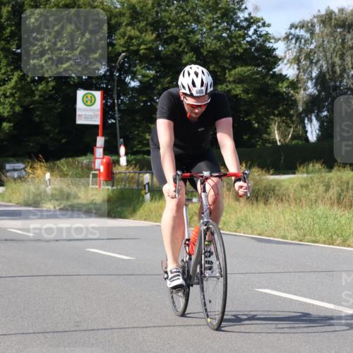 25.08.2024 - Elbe Triathlon Hamburg Fuchs,  Jonas http://msf.ph/oto/6872023 25.08.2024 10:32:41 Radfahren 707, 518, 688, 677, 728, 748, 702, 548 meine-sportfotos.de