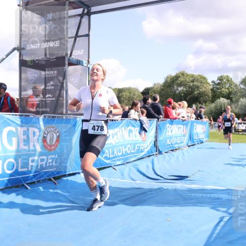 25.08.2024 - Elbe Triathlon Hamburg H.Heesch http://msf.ph/oto/6872029 25.08.2024 11:59:14 Ziel 306, 478, 1552, 1572 meine-sportfotos.de