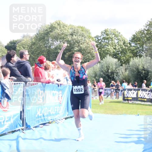 25.08.2024 - Elbe Triathlon Hamburg H.Heesch http://msf.ph/oto/6872039 25.08.2024 11:59:15 Ziel 478, 1472, 1552 meine-sportfotos.de