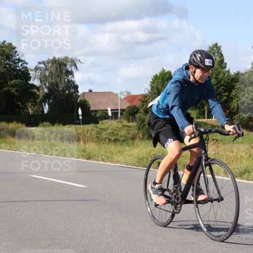 25.08.2024 - Elbe Triathlon Hamburg Fuchs,  Jonas http://msf.ph/oto/6872042 25.08.2024 11:15:16 Radfahren 1567, 1689, 1528 meine-sportfotos.de