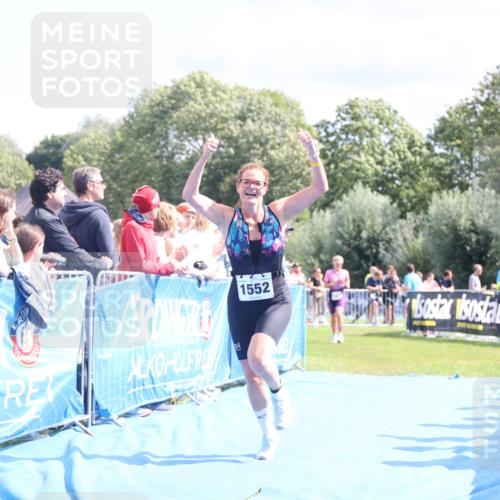 25.08.2024 - Elbe Triathlon Hamburg H.Heesch http://msf.ph/oto/6872048 25.08.2024 11:59:15 Ziel 478, 1472, 1552 meine-sportfotos.de