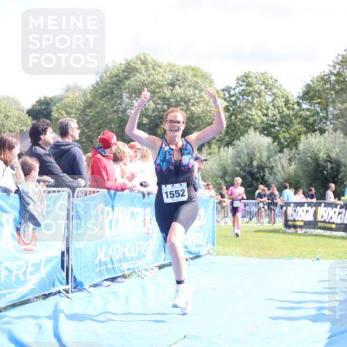 25.08.2024 - Elbe Triathlon Hamburg H.Heesch http://msf.ph/oto/6872051 25.08.2024 11:59:16 Ziel 478, 1472, 1552 meine-sportfotos.de