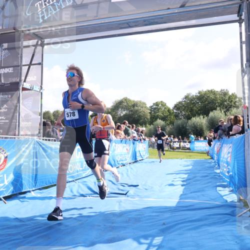 25.08.2024 - Elbe Triathlon Hamburg H.Heesch http://msf.ph/oto/6872061 25.08.2024 11:09:50 Ziel 419, 573, 578, 586, 638 meine-sportfotos.de