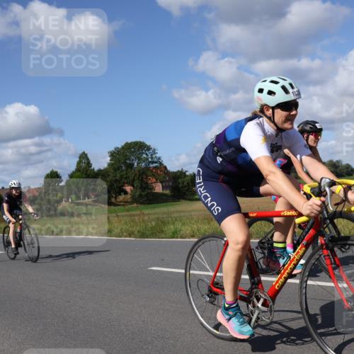 25.08.2024 - Elbe Triathlon Hamburg Fuchs,  Jonas http://msf.ph/oto/6872084 25.08.2024 11:15:23 Radfahren 1689, 1528, 1645 meine-sportfotos.de