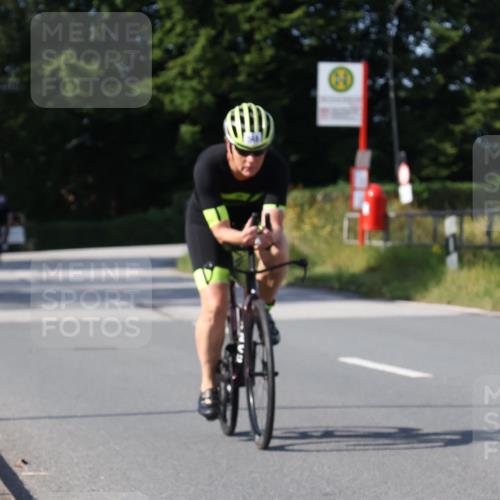 25.08.2024 - Elbe Triathlon Hamburg Fuchs,  Jonas http://msf.ph/oto/6872095 25.08.2024 10:32:47 Radfahren 677, 728, 748, 702, 548, 746 meine-sportfotos.de