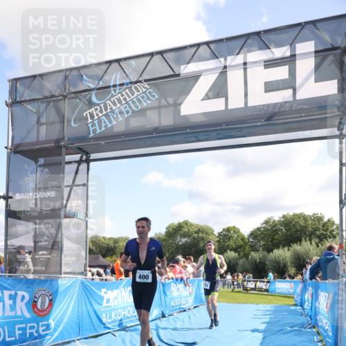25.08.2024 - Elbe Triathlon Hamburg H.Heesch http://msf.ph/oto/6872097 25.08.2024 11:37:10 Ziel 400, 679, 731 meine-sportfotos.de