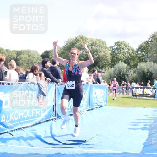 25.08.2024 - Elbe Triathlon Hamburg H.Heesch http://msf.ph/oto/6872098 25.08.2024 11:59:16 Ziel 478, 1472, 1552 meine-sportfotos.de