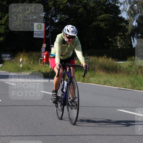 25.08.2024 - Elbe Triathlon Hamburg Fuchs,  Jonas http://msf.ph/oto/6872100 25.08.2024 11:15:35 Radfahren 1509, 1513 meine-sportfotos.de